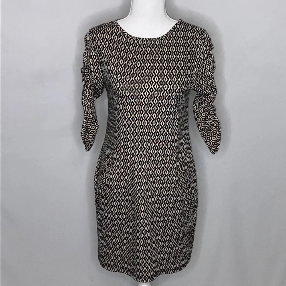 Veronica M. Ponte Knit 3/4 Ruched Sleeve Dress- S